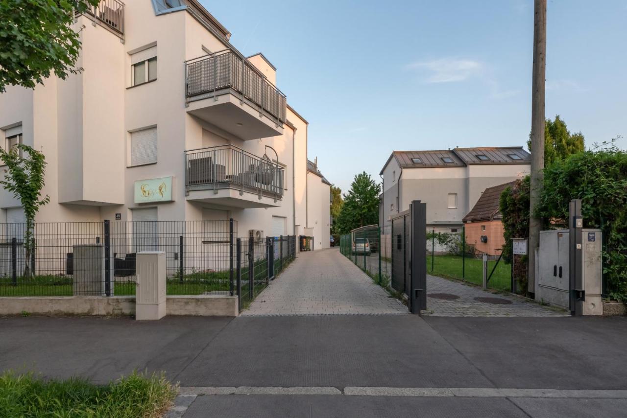 Gruene Ruhelage, 20 Minuten Ins Zentrum Und Parkgarage فيينا المظهر الخارجي الصورة