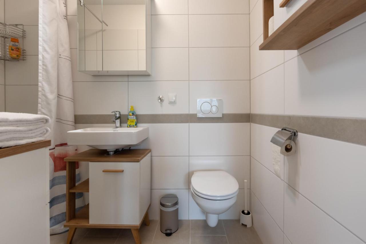 Gruene Ruhelage, 20 Minuten Ins Zentrum Und Parkgarage فيينا المظهر الخارجي الصورة